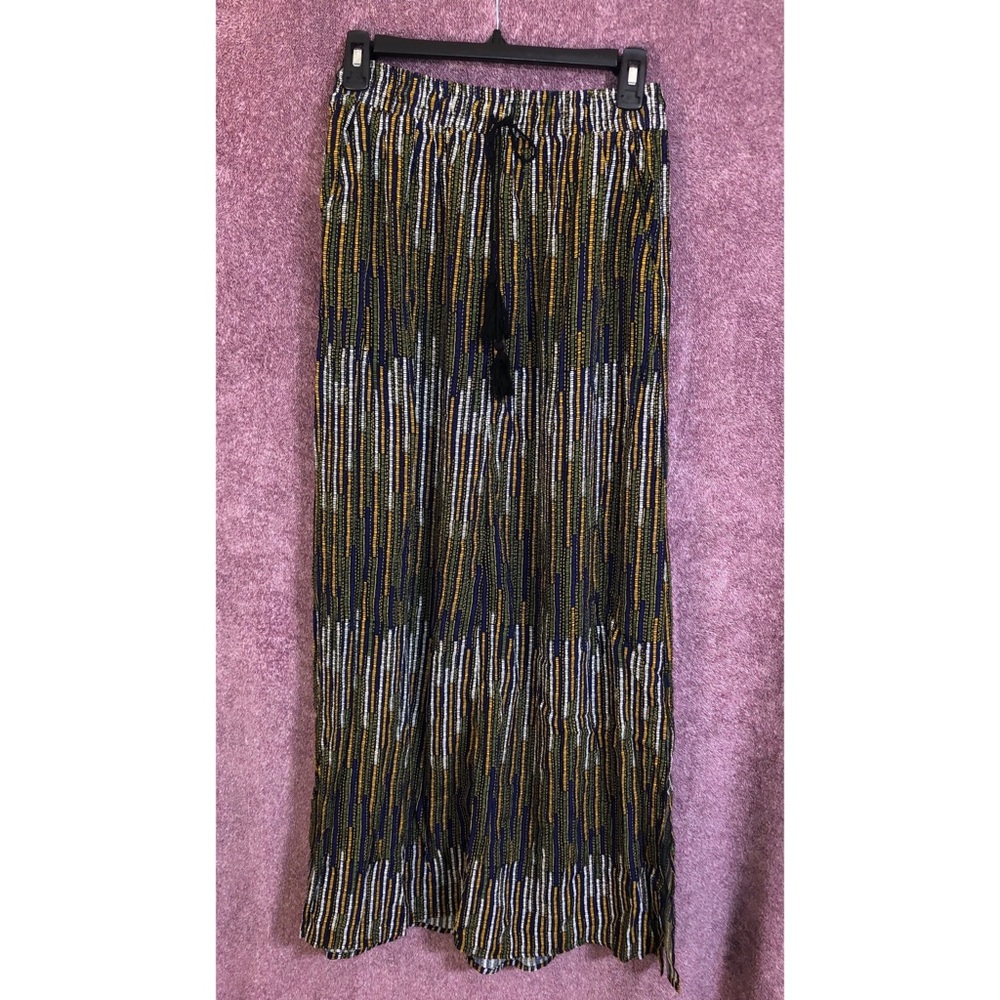 H&M Printed Green/Black Maxi Skirt size Medium